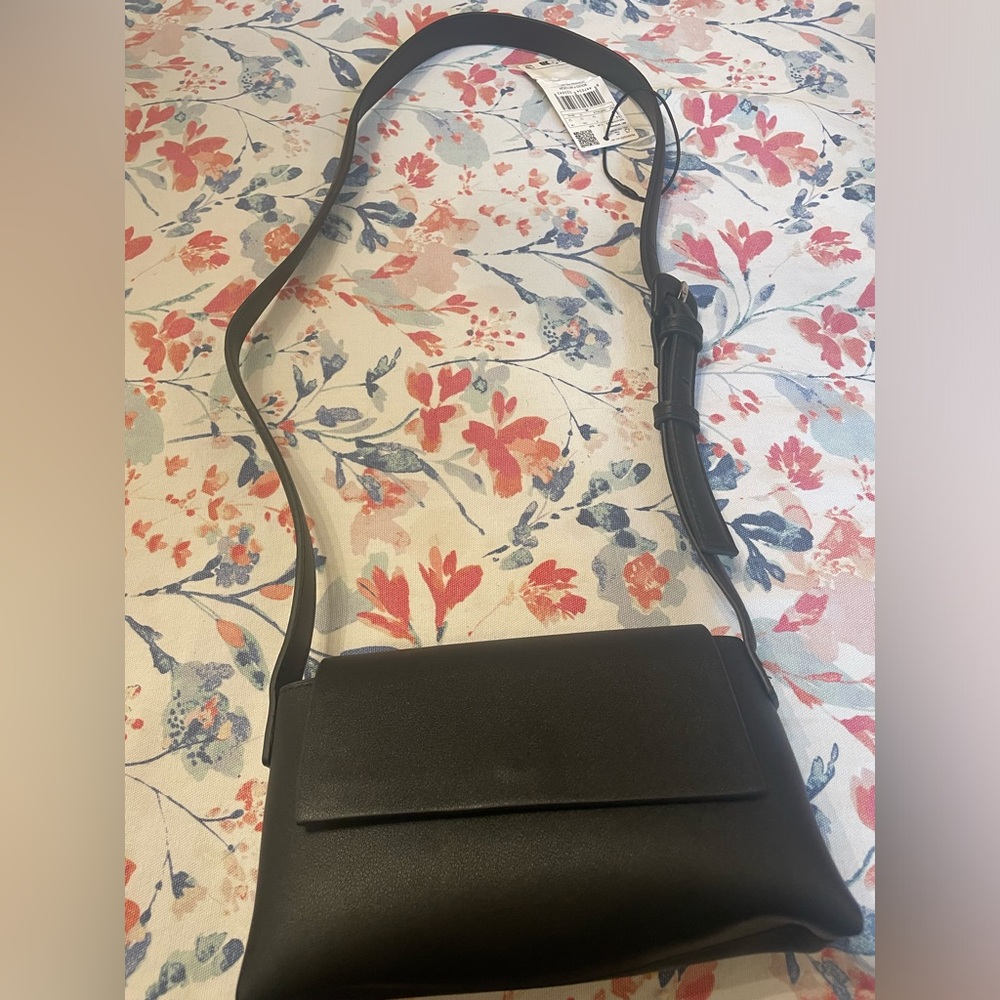 NWT mango black purse